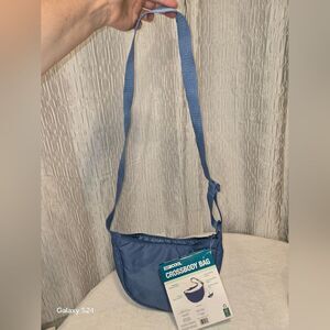 32 degrees beige color Adjustable Strap Sling Crossbody Bag One Size Unisex NWT